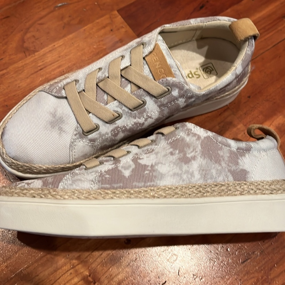 NWT Spenco Malibu Lace Sneaker - Picture 7 of 11